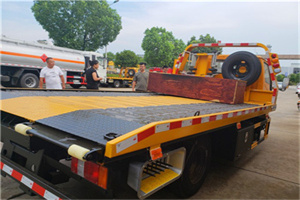 无锡附近拖车电话号码服务